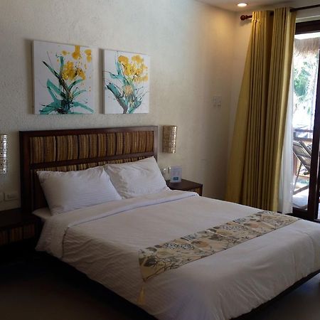 Rieseling Boracay Beach Resort Balabag  Exteriör bild