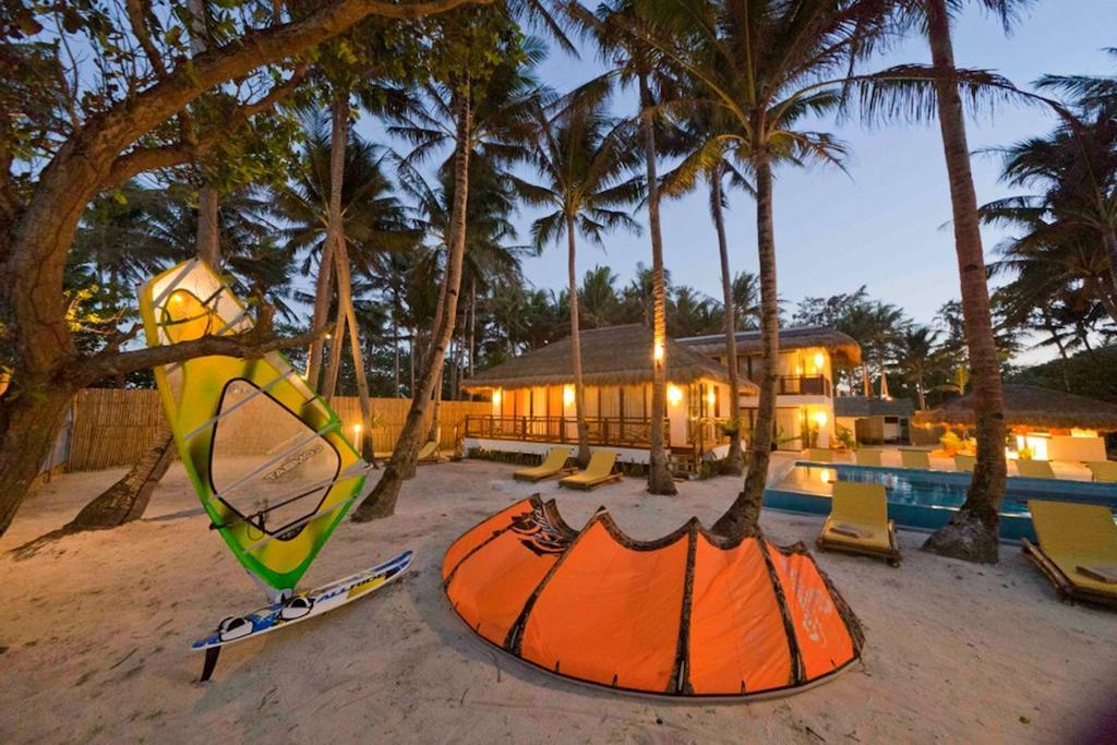Rieseling Boracay Beach Resort Balabag  Exteriör bild