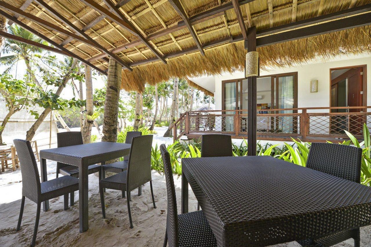 Rieseling Boracay Beach Resort Balabag  Exteriör bild
