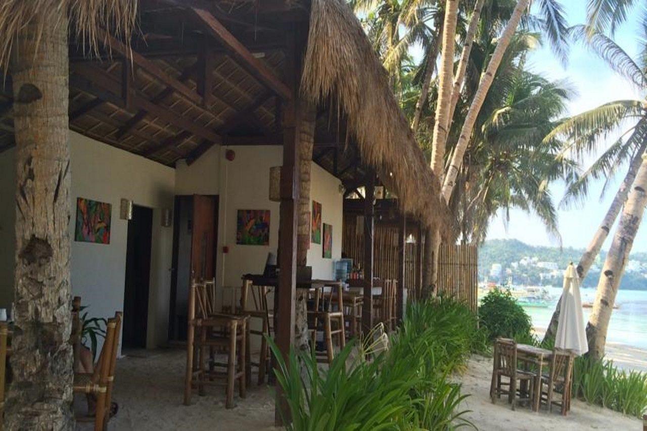 Rieseling Boracay Beach Resort Balabag  Exteriör bild