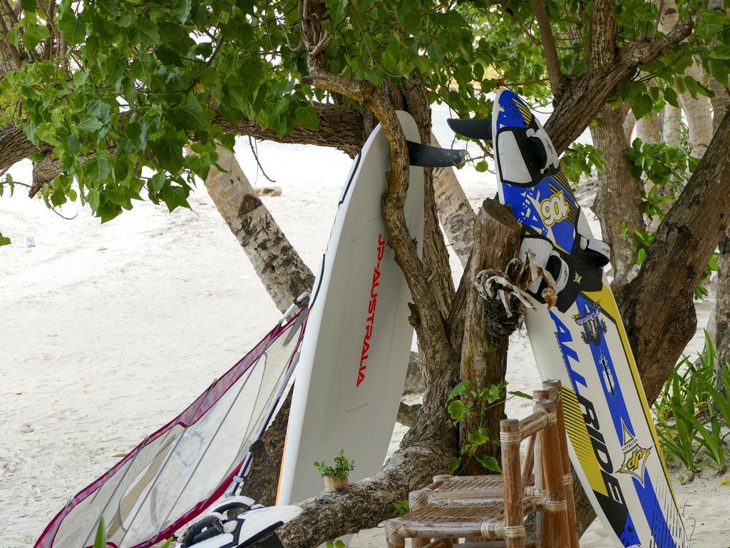 Rieseling Boracay Beach Resort Balabag  Exteriör bild