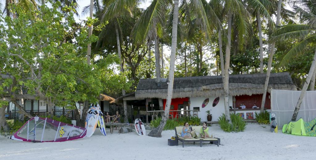 Rieseling Boracay Beach Resort Balabag  Exteriör bild